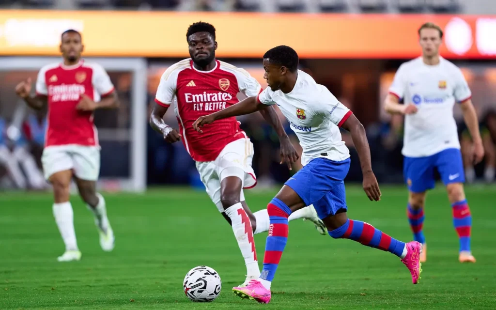 Prediksi Arsenal vs Barcelona 2025 – Friendly Dua Filosofi Elit