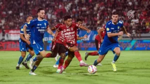 Prediksi Persib vs Bali United 2025 – Big Match BRI Liga 1